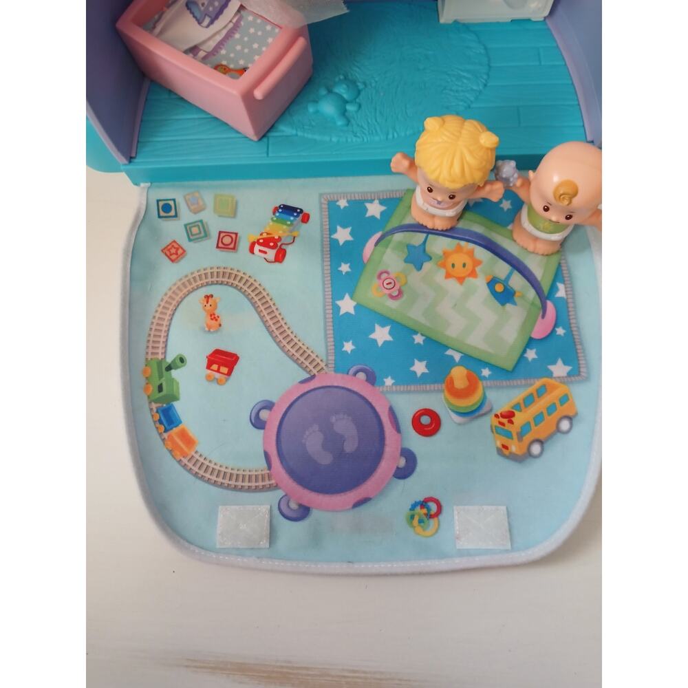 Fisher-Price Little People Cuddle & Play Nursery play set - Picture 6 of 9